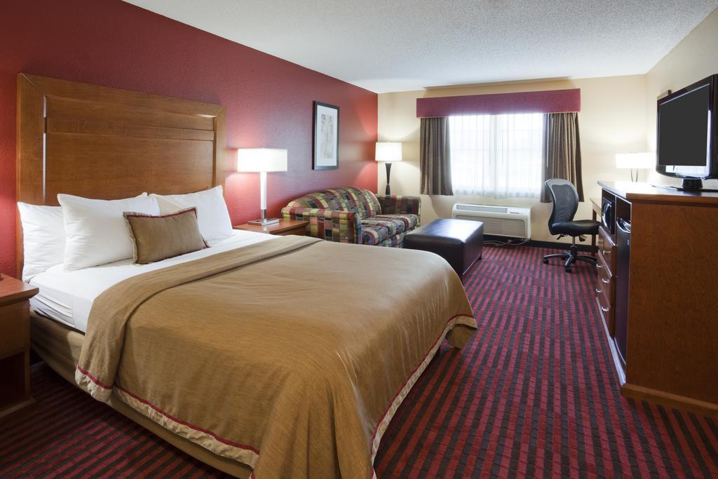 Quality Inn & Suites Стиллуотер Экстерьер фото